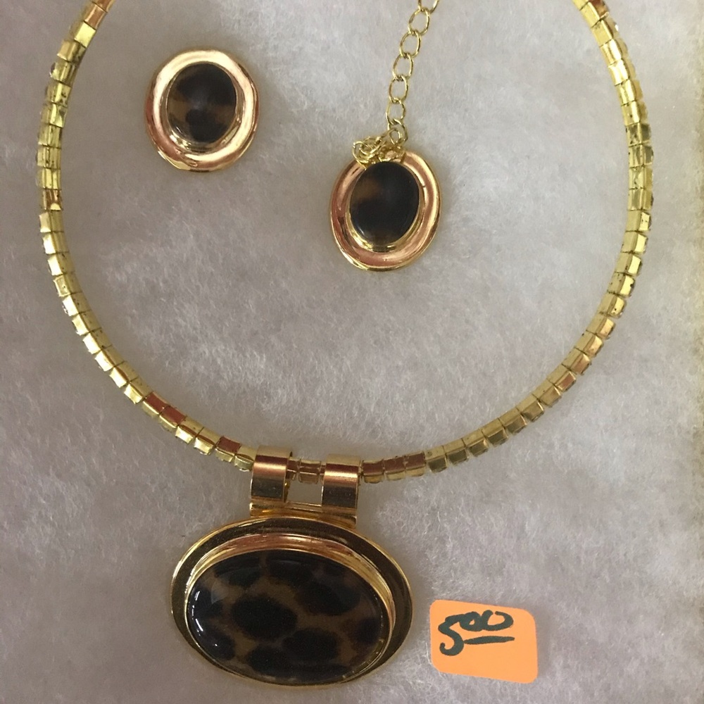 Leopard Print Plated Gold Necklace Set